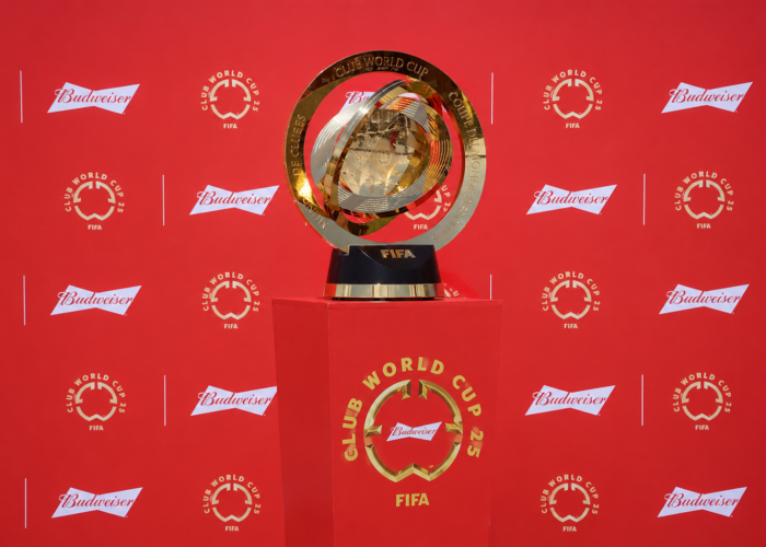 Budweiser: Tour do Troféu da Copa do Mundo de Clubes da FIFA 2025™